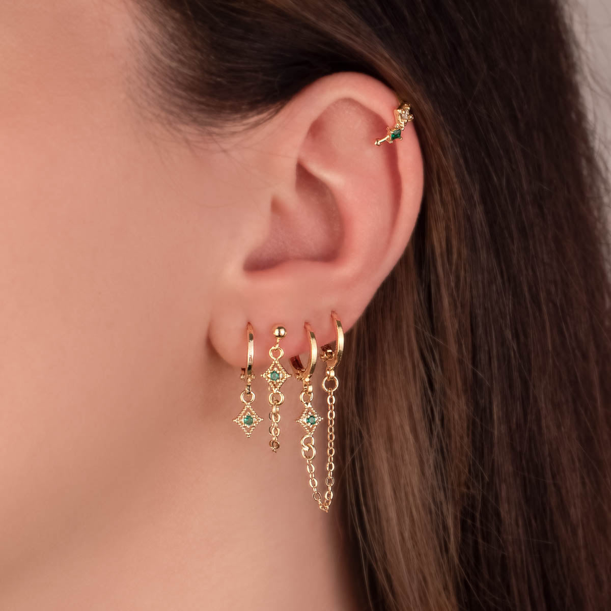Arwen Emerald Chain Studs