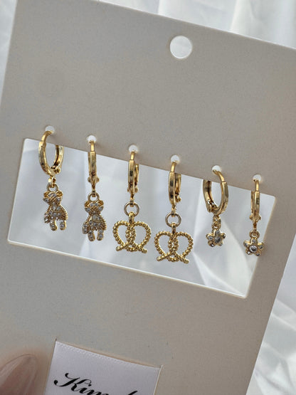 Teddy Croissant Flower Huggie Earrings Set